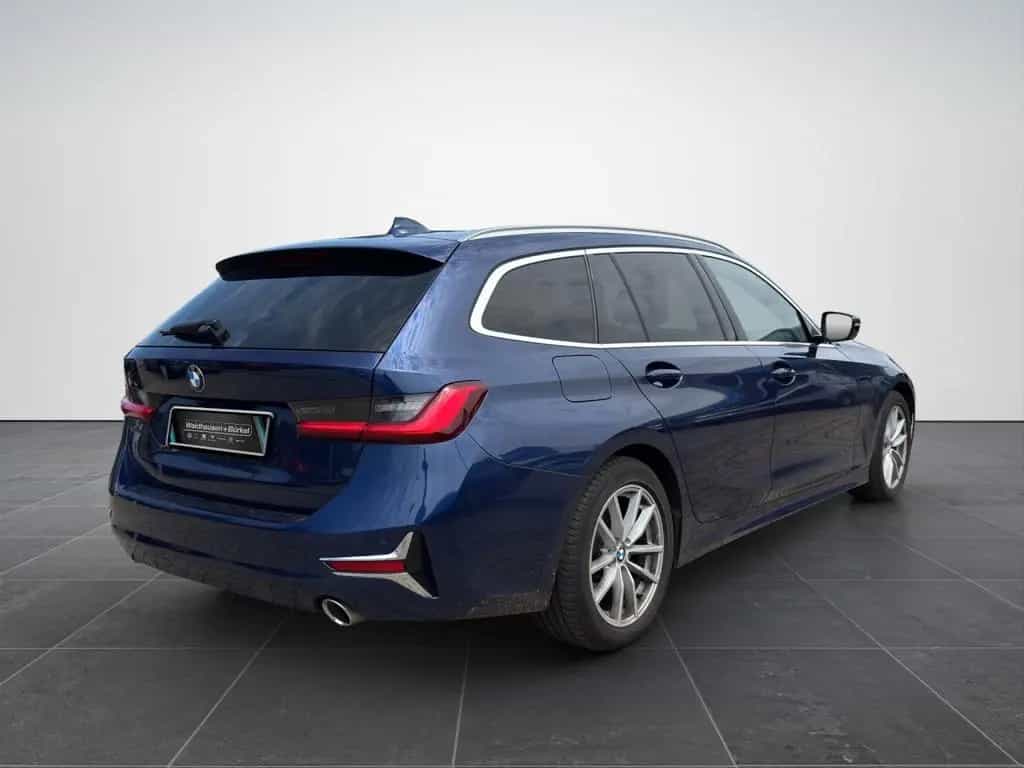 BMW 320 3er Touring - 320 d xDrive Luxury Line Klima 03/2020-photo-5