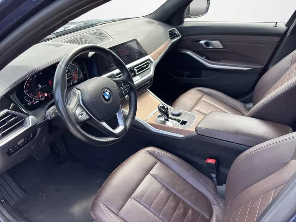 BMW 320 3er Touring - 320 d xDrive Luxury Line Klima 03/2020-photo-8