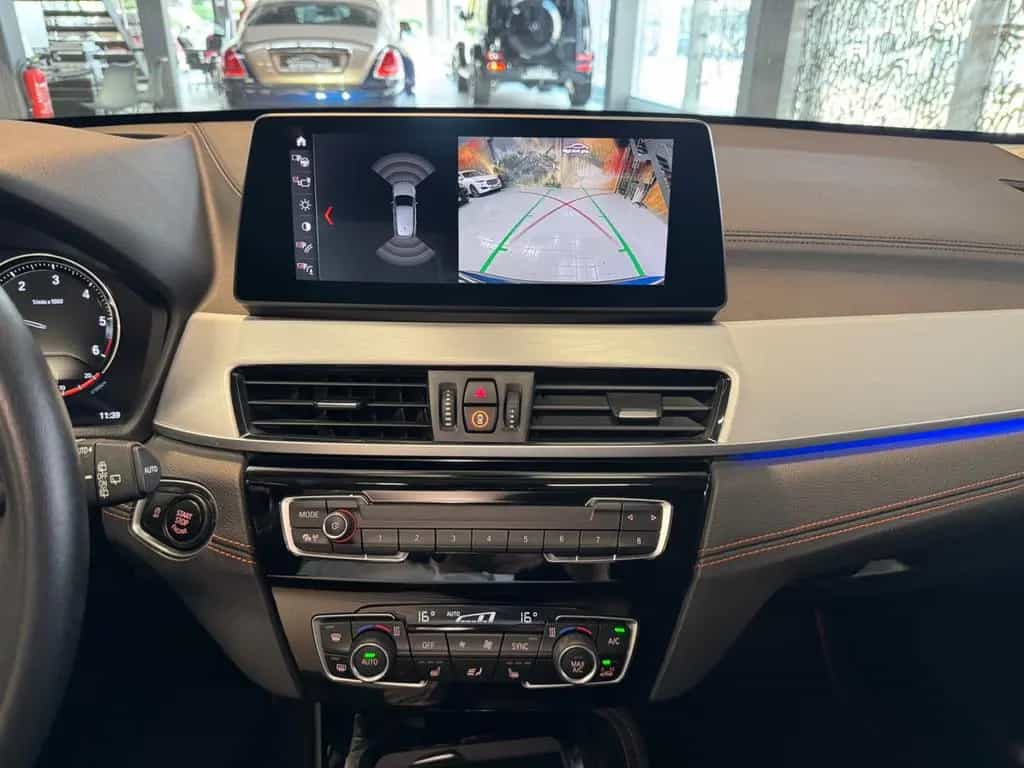 BMW X1 xDrive 25d Sport Line Aut. LED~KAMERA~HEADUP~ 11/2020-photo-17