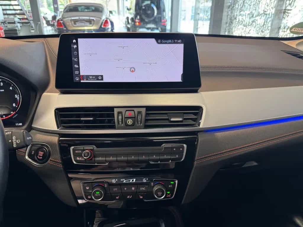 BMW X1 xDrive 25d Sport Line Aut. LED~KAMERA~HEADUP~ 11/2020-photo-18