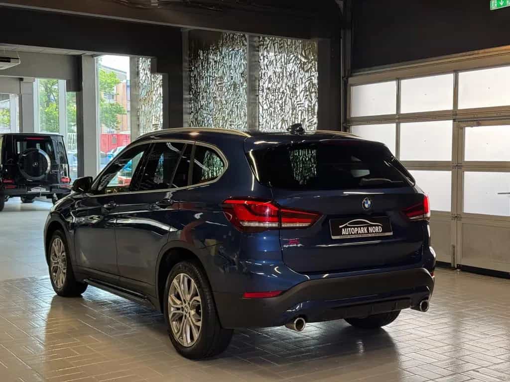 BMW X1 xDrive 25d Sport Line Aut. LED~KAMERA~HEADUP~ 11/2020-photo-4