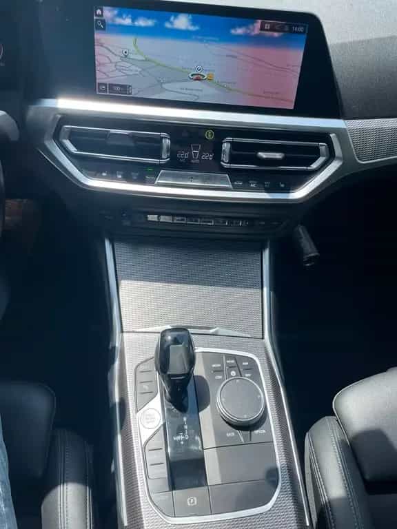 BMW 320 d M-Sport BlackLinePro LED Navi RFK Pano "19" 03/2020-photo-15