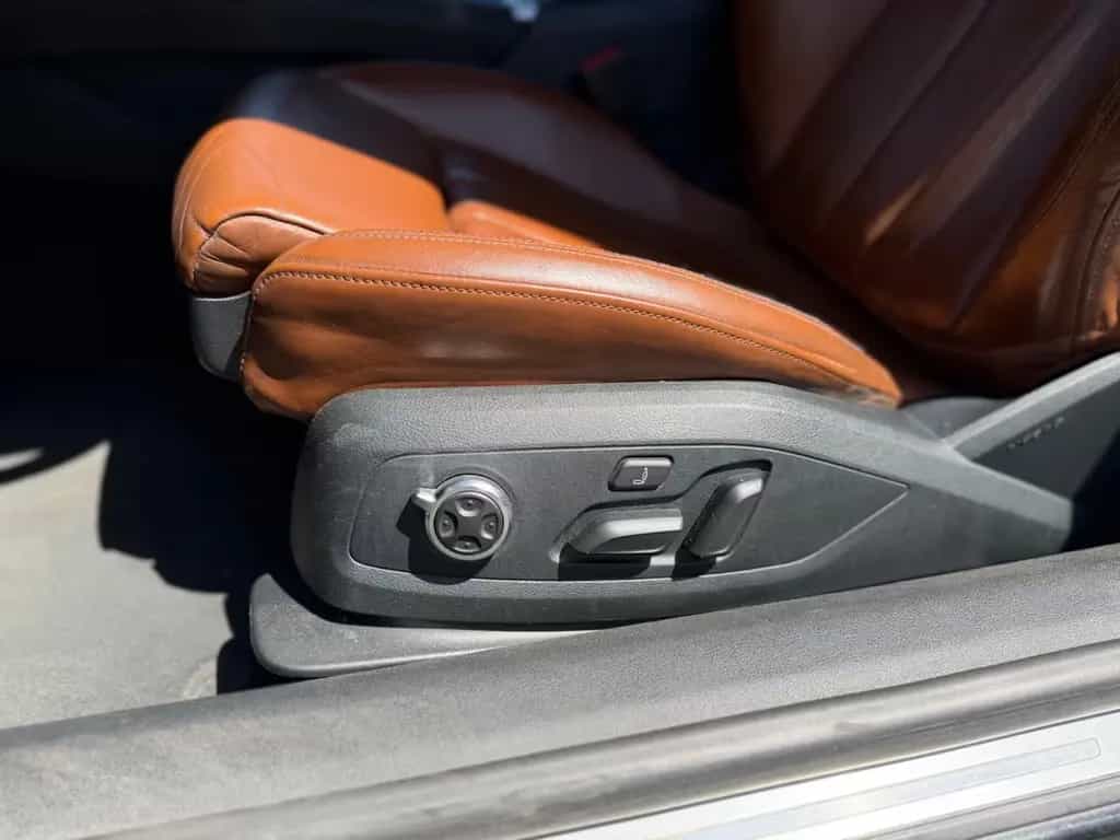 Audi A5 Cabriolet quattro LED*B&O*HEAD-UP*360*CARPLAY 06/2017-photo-29