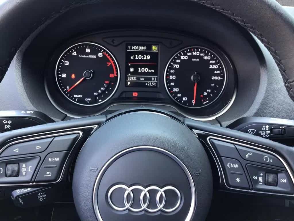 Audi Q2 40 TFSI quatt. S-tronic STH/MATRIX 03/2023-photo-13
