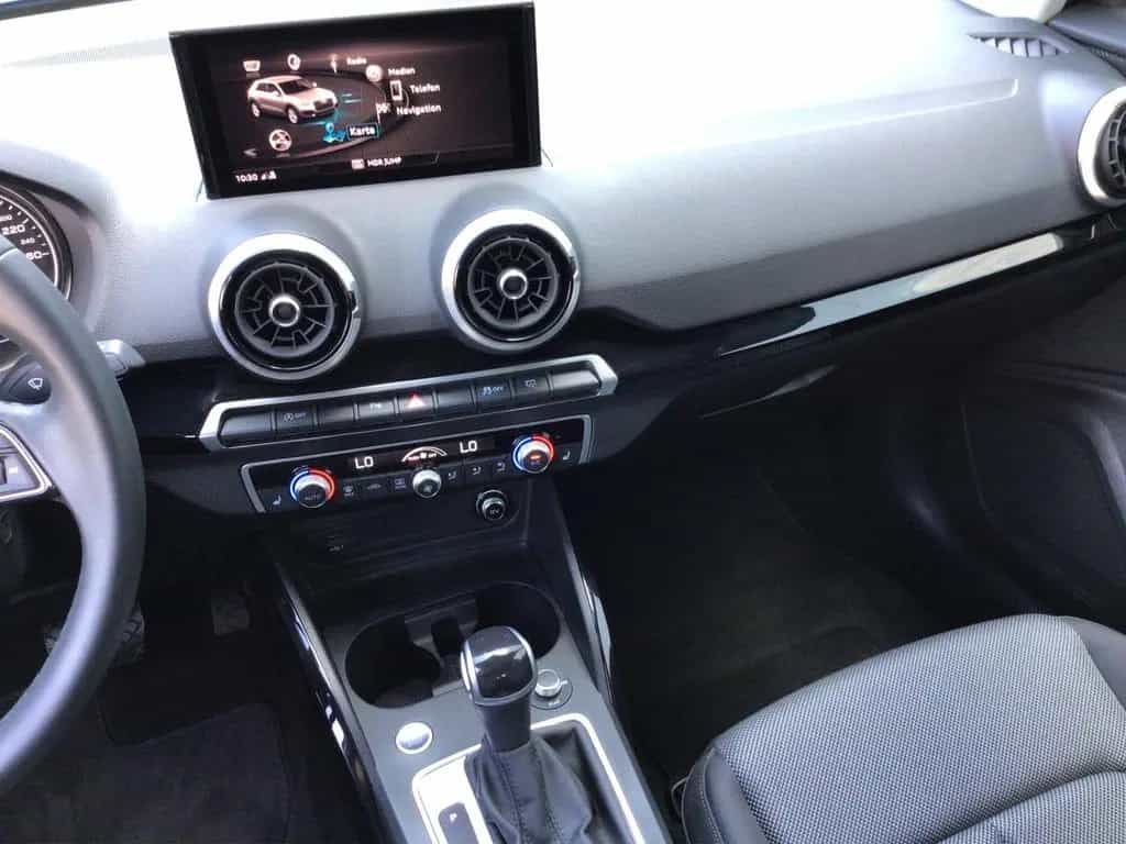 Audi Q2 40 TFSI quatt. S-tronic STH/MATRIX 03/2023-photo-8