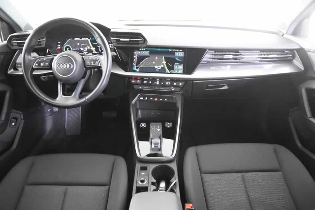 Audi A3 40 TFSI Sportback *1.Hand*Navi*Park ass.* 07/2023-photo-1