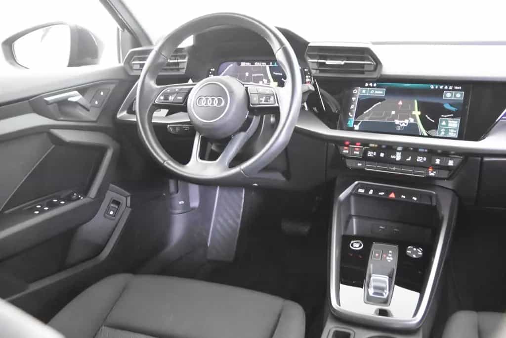 Audi A3 40 TFSI Sportback *1.Hand*Navi*Park ass.* 07/2023-photo-8