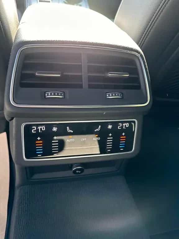Audi A6 Lim. 55 TFSI quattro design 02/2023-photo-9