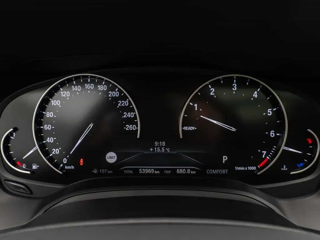 BMW 330 i Panorama Komfort Leder Sportsitz Stop&Go 03/2020-photo-42