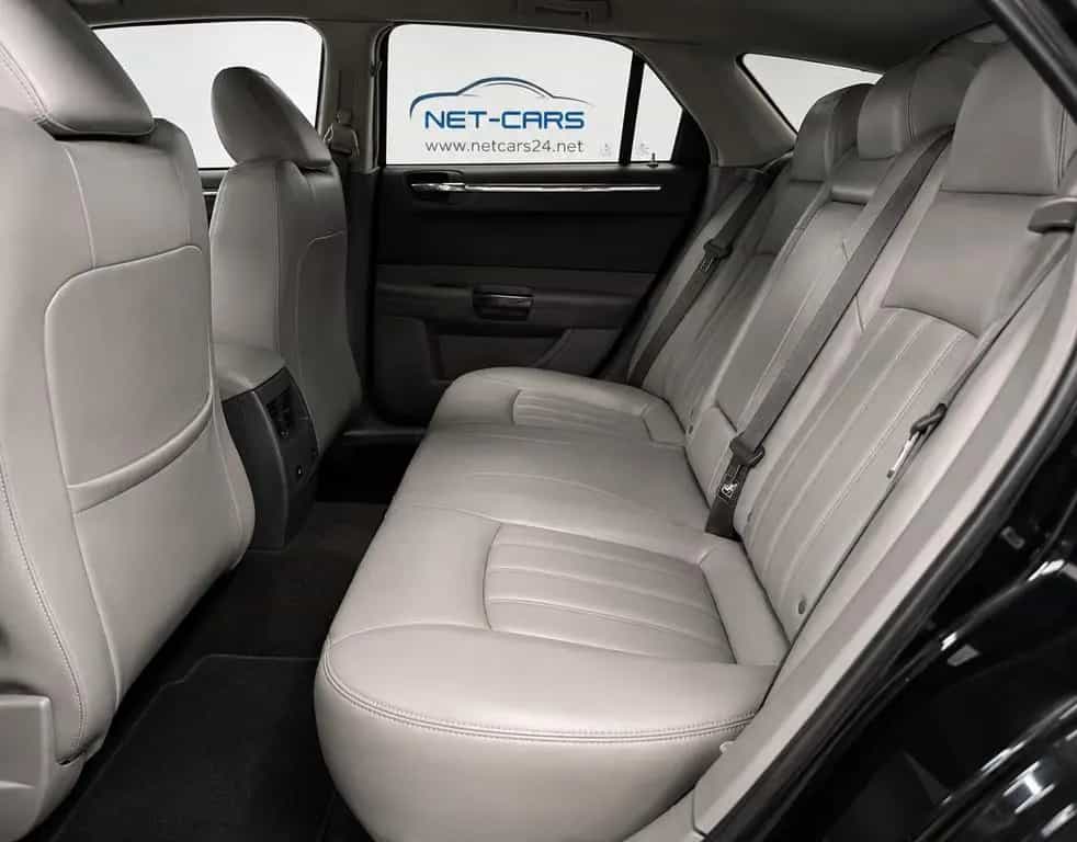 Chrysler 300C Touring 3.0 CRD Autom.Leder*NAVi*Xenon* 03/2008-photo-10