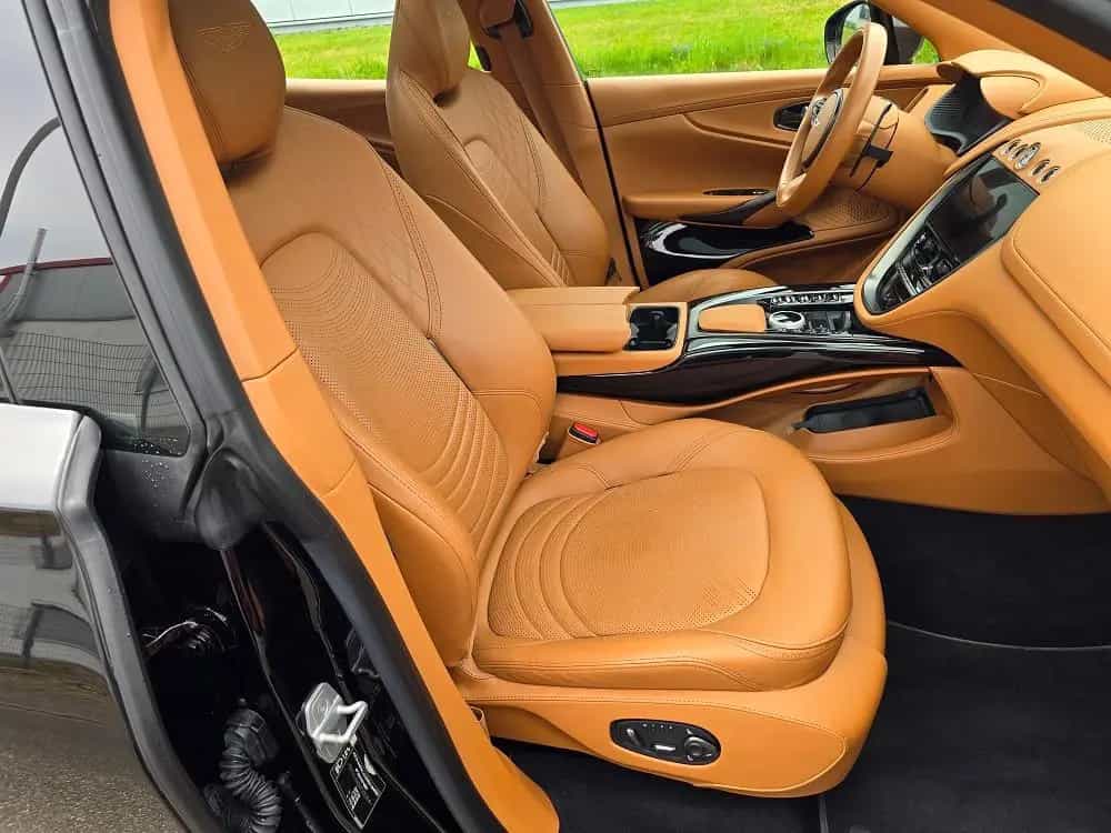 Aston Martin DBX 4.0 V8 Panorama 360° 4xSHZ 4xSitzbeluft 03/2023-photo-10