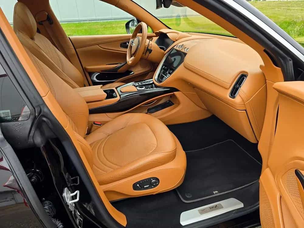 Aston Martin DBX 4.0 V8 Panorama 360° 4xSHZ 4xSitzbeluft 03/2023-photo-12
