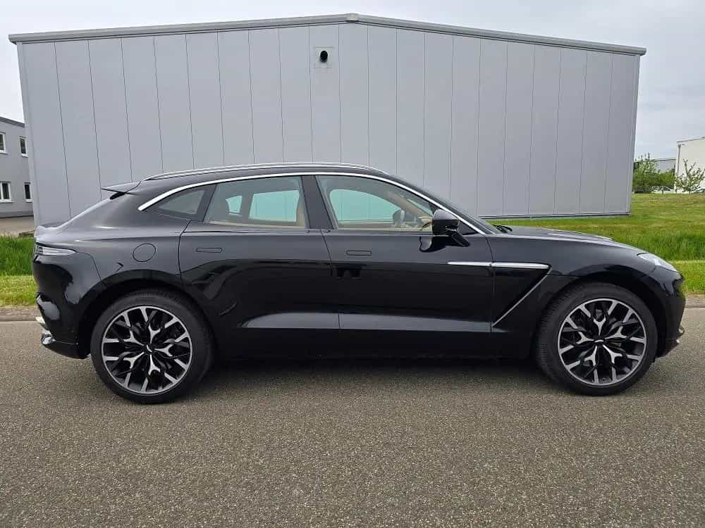 Aston Martin DBX 4.0 V8 Panorama 360° 4xSHZ 4xSitzbeluft 03/2023-photo-5