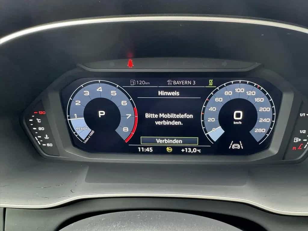 Audi Q3 35 TFSI digi Cockpit Automatik  wenig KM AHK 09/2020-photo-21