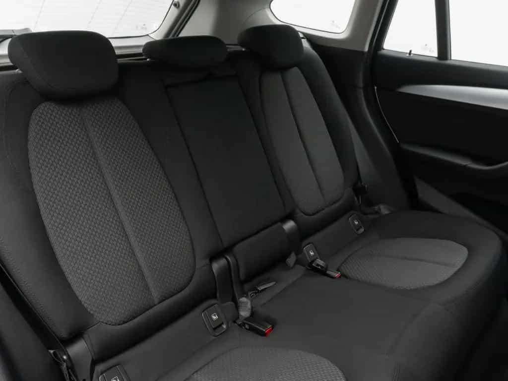 BMW X1 xD25e Parkassist DAB Navi Geschwindigkeitsreg 06/2022-photo-27