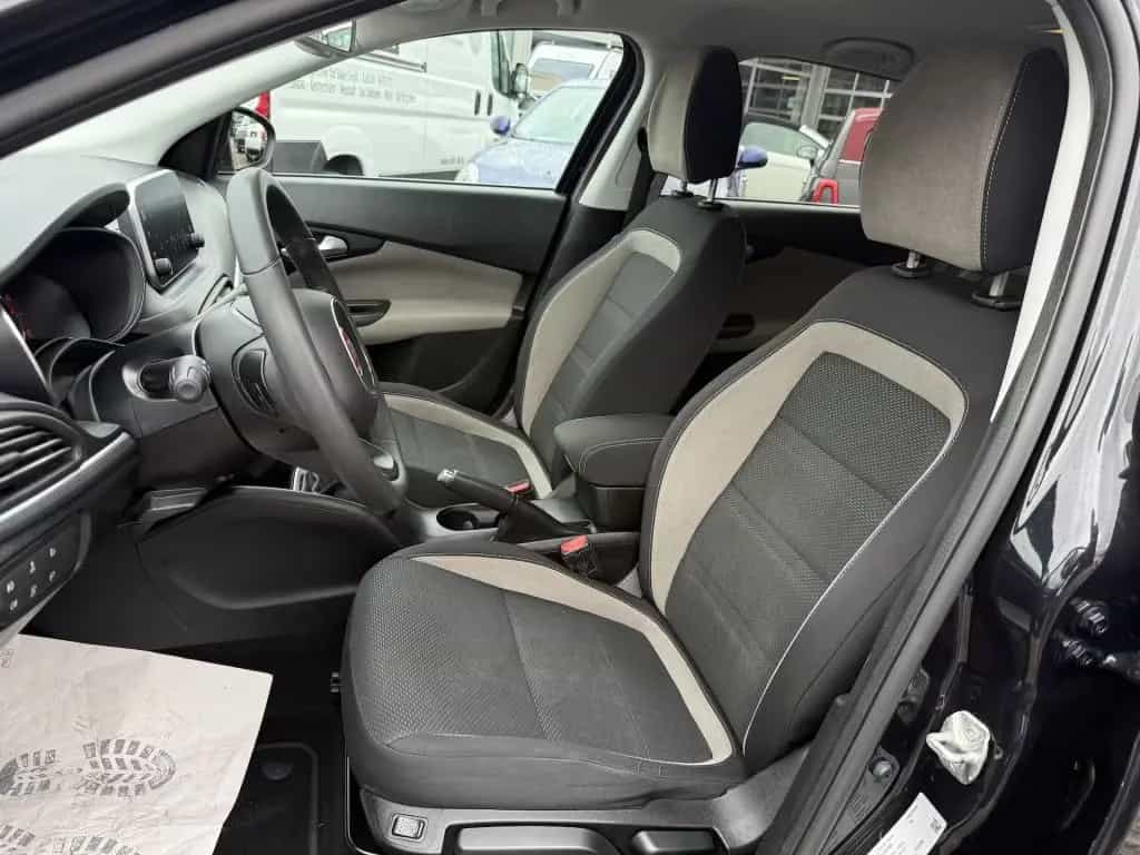Fiat Tipo Kombi 1.4 T-Jet Lounge 02/2017-photo-11