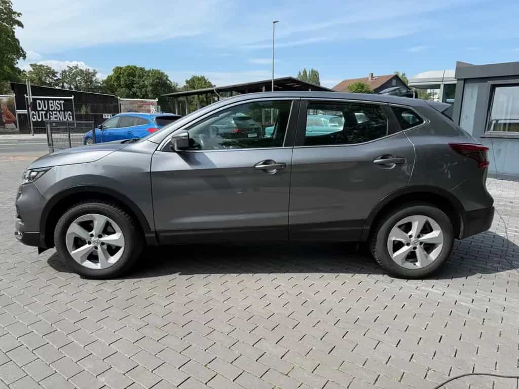 Nissan Qashqai 1.3 DIG-T Acenta 4x2 1.Hand·Navi·LED·LM 02/2019-photo-5