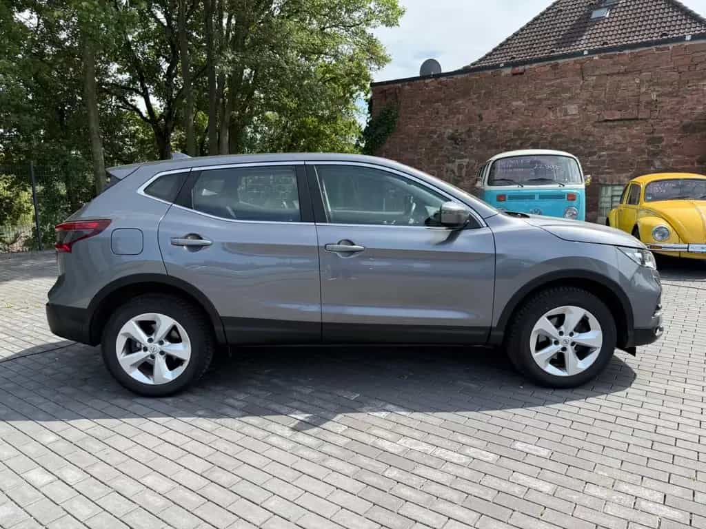 Nissan Qashqai 1.3 DIG-T Acenta 4x2 1.Hand·Navi·LED·LM 02/2019-photo-7