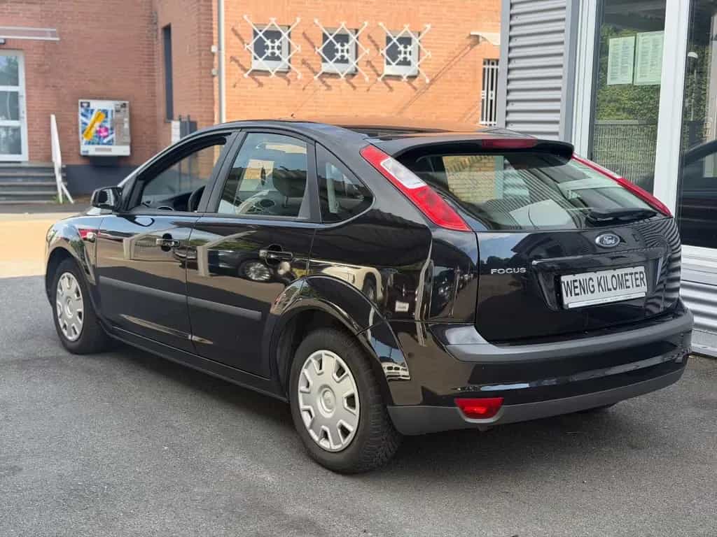 Ford Focus Lim. Fun X AUTOMATIK+WENIG KM 10/2006-photo-5