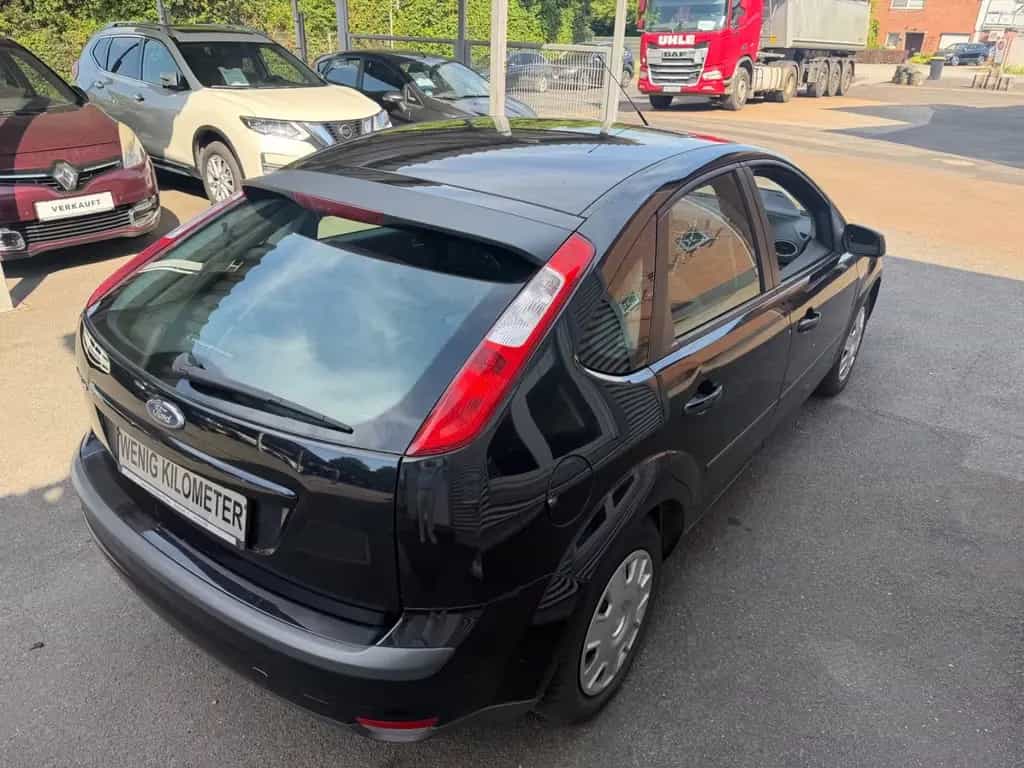 Ford Focus Lim. Fun X AUTOMATIK+WENIG KM 10/2006-photo-7