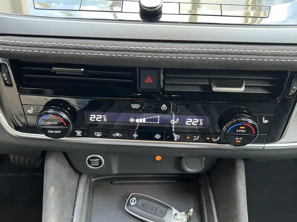 Nissan Qashqai Tekna+ Panorama Memory DAB LED CarPlay 05/2025-photo-15