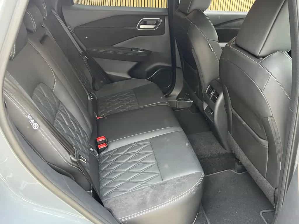 Nissan Qashqai Tekna+ Panorama Memory DAB LED CarPlay 05/2025-photo-25