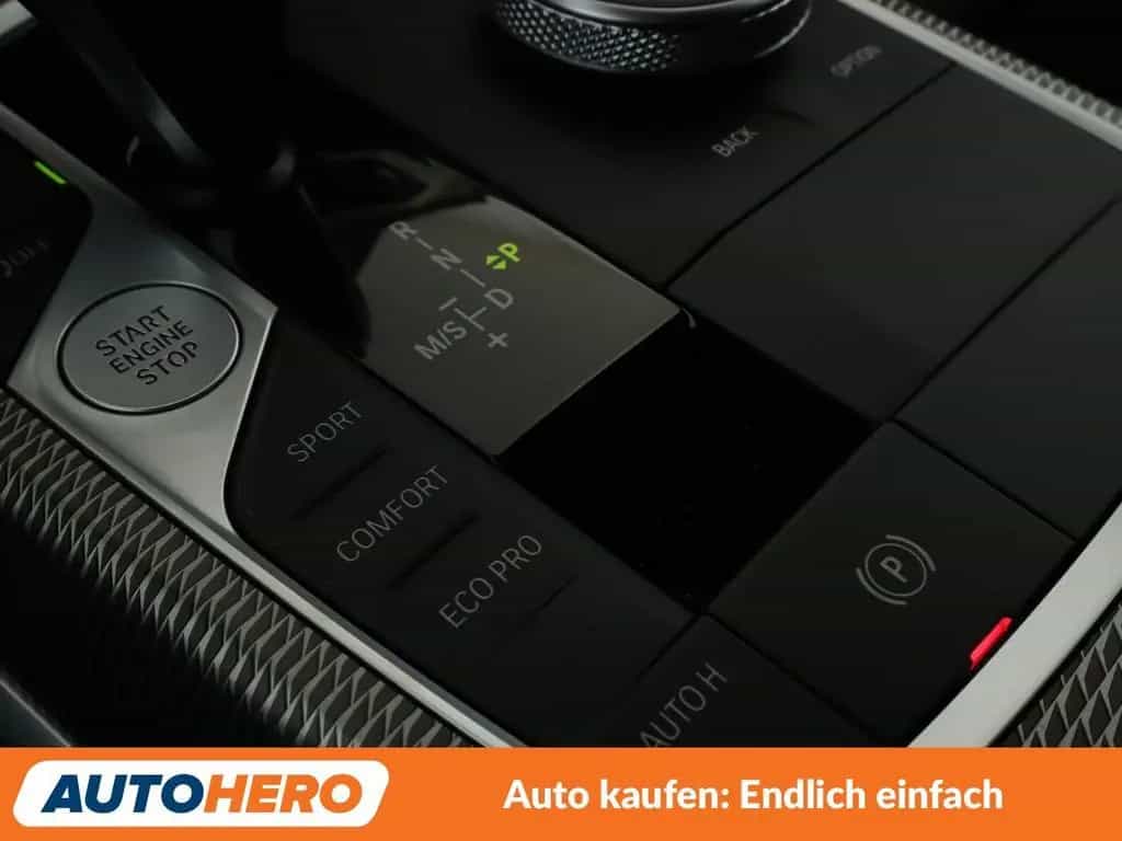BMW 320 i M Sport Aut.*NAVI*LED*TEMPO*PDC*H&K*360° 09/2020-photo-25