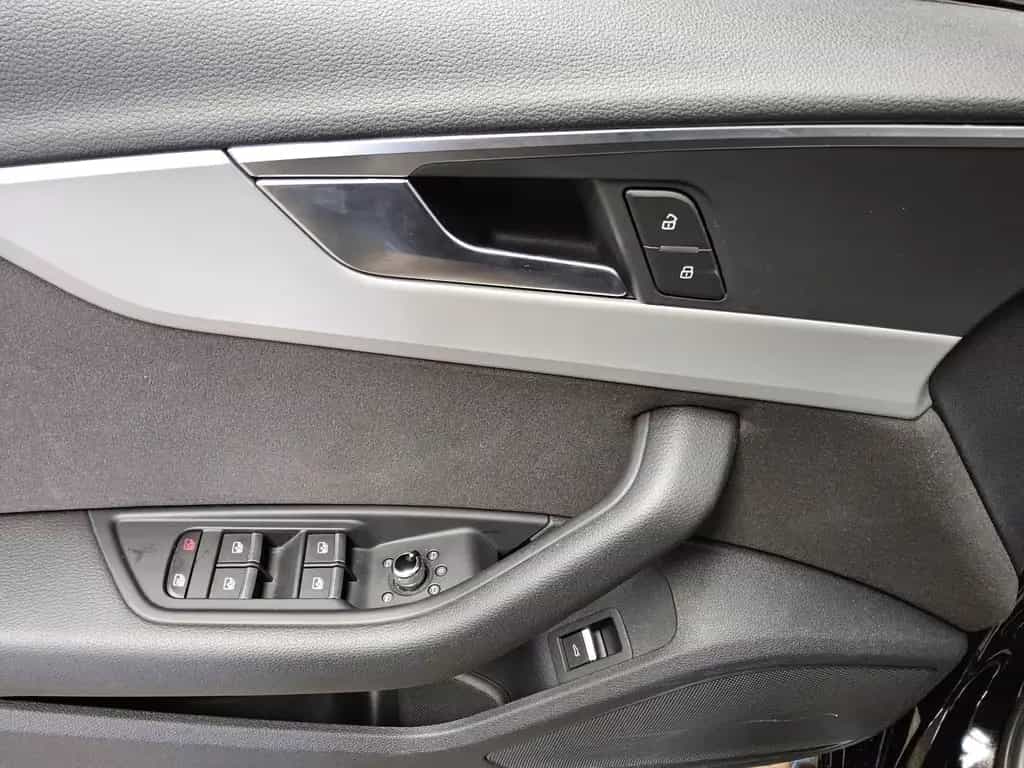 Audi A4 40 TDI advanced Navi LED Sound PDC Tempomat 09/2020-photo-8