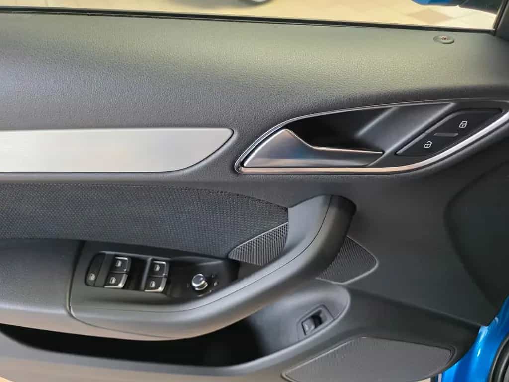 Audi Q3 2.0 quattro 3x-Sline/Black-Paket/LED/Key/Ahk 08/2017-photo-12