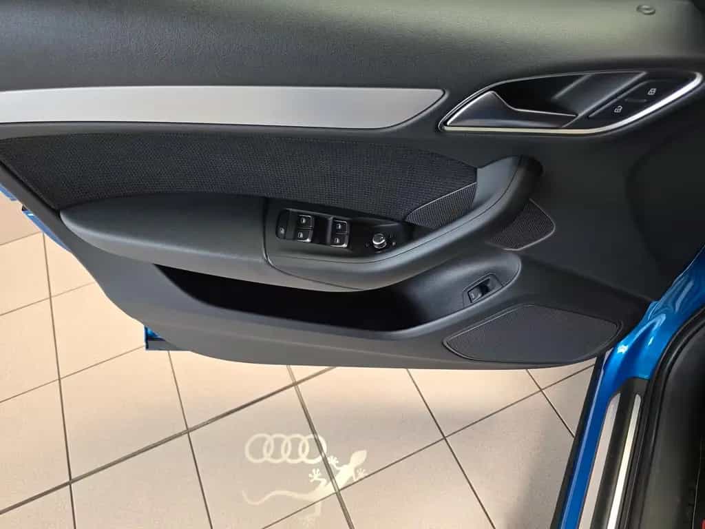 Audi Q3 2.0 quattro 3x-Sline/Black-Paket/LED/Key/Ahk 08/2017-photo-14