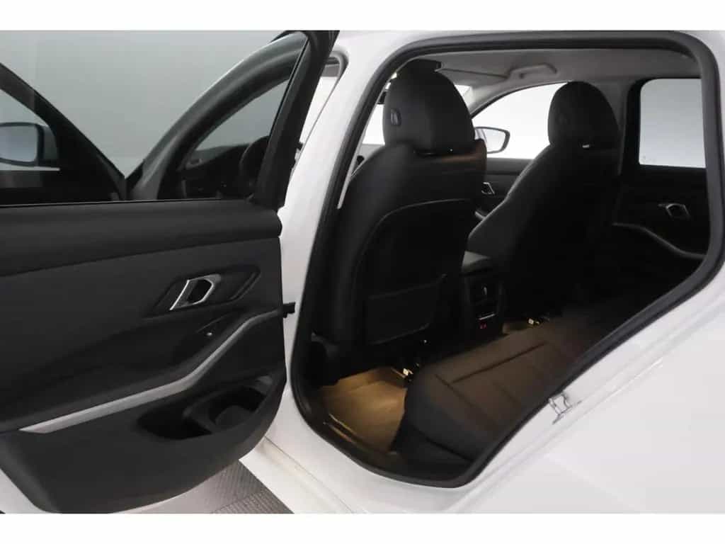 BMW 320 d xDrive Touring Steptronic Advantage+KAMERA 02/2020-photo-18