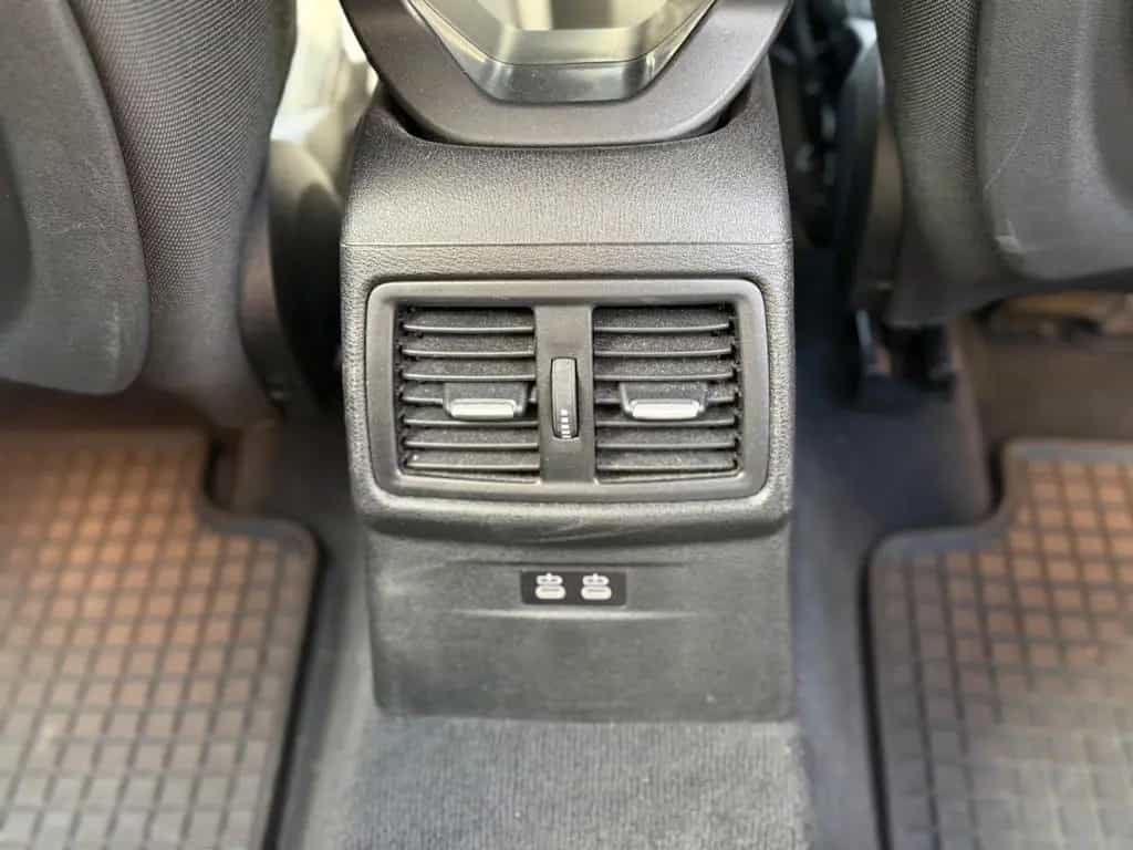 BMW X1 sDrive 18 d Sport Line*LED*AHK*TEMPO*PDC*NAVI 09/2018-photo-36