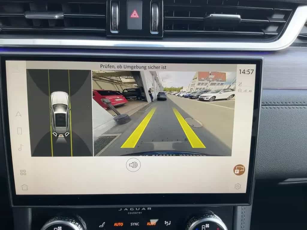 Jaguar F-Pace D200 AWD SE LED+NAV+ACC+SHZ+RFK+DAB+LM20" 01/2023-photo-17