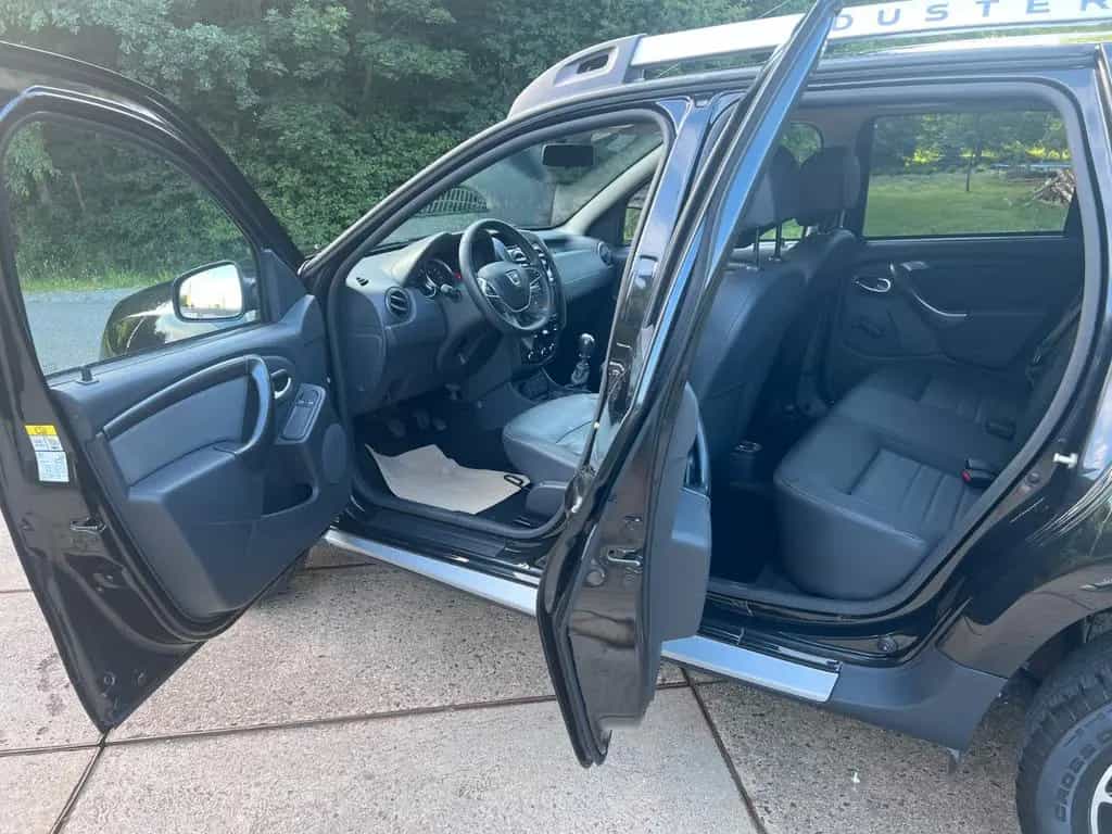 Dacia Duster I Black Shadow 4x2 07/2017-photo-13