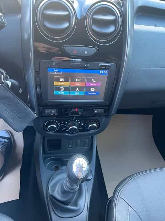 Dacia Duster I Black Shadow 4x2 07/2017-photo-25
