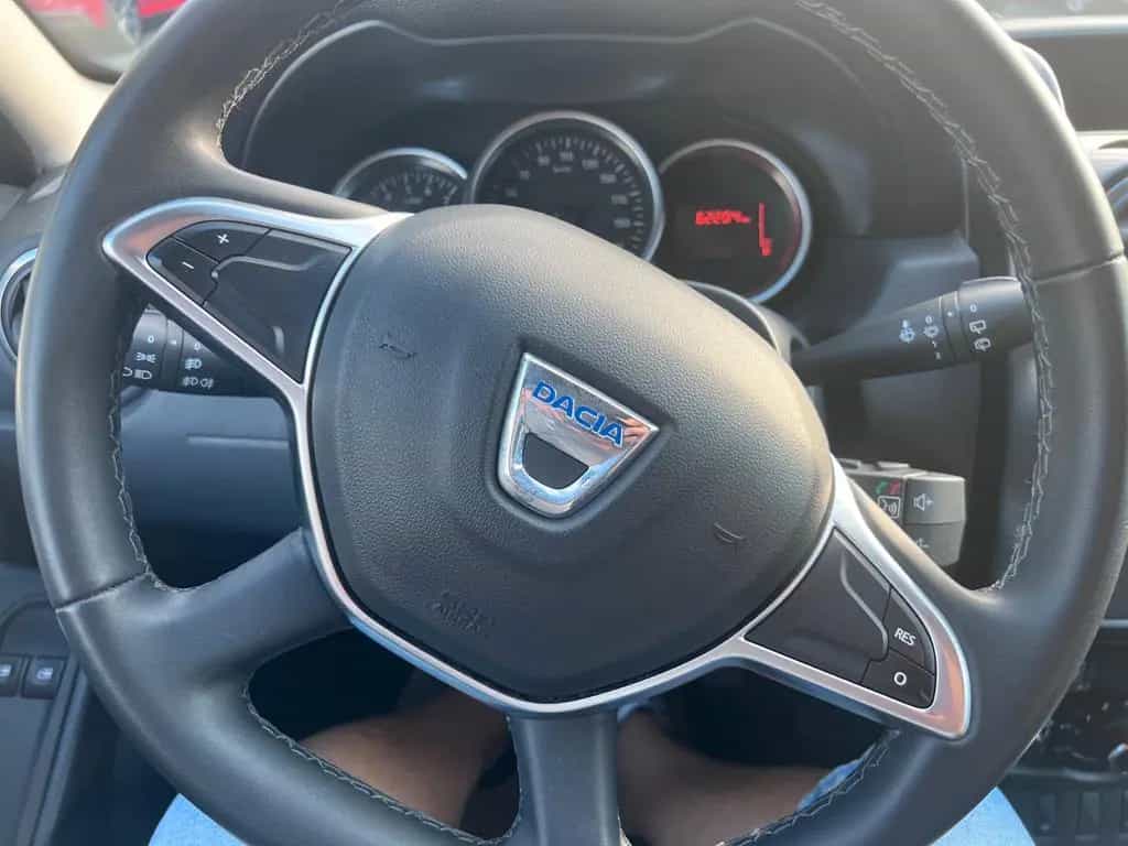 Dacia Duster I Black Shadow 4x2 07/2017-photo-30