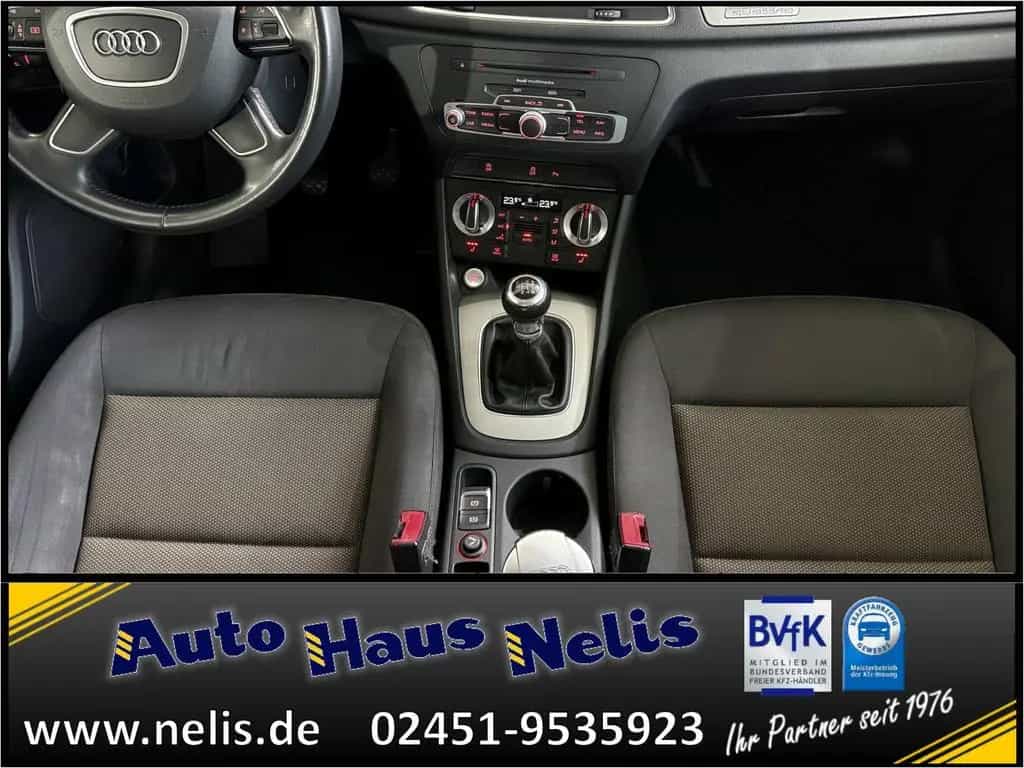 Audi Q3 2,0 TFSI quattro AHK Sitzheiz. RadioCD MP3 BT 01/2015-photo-14