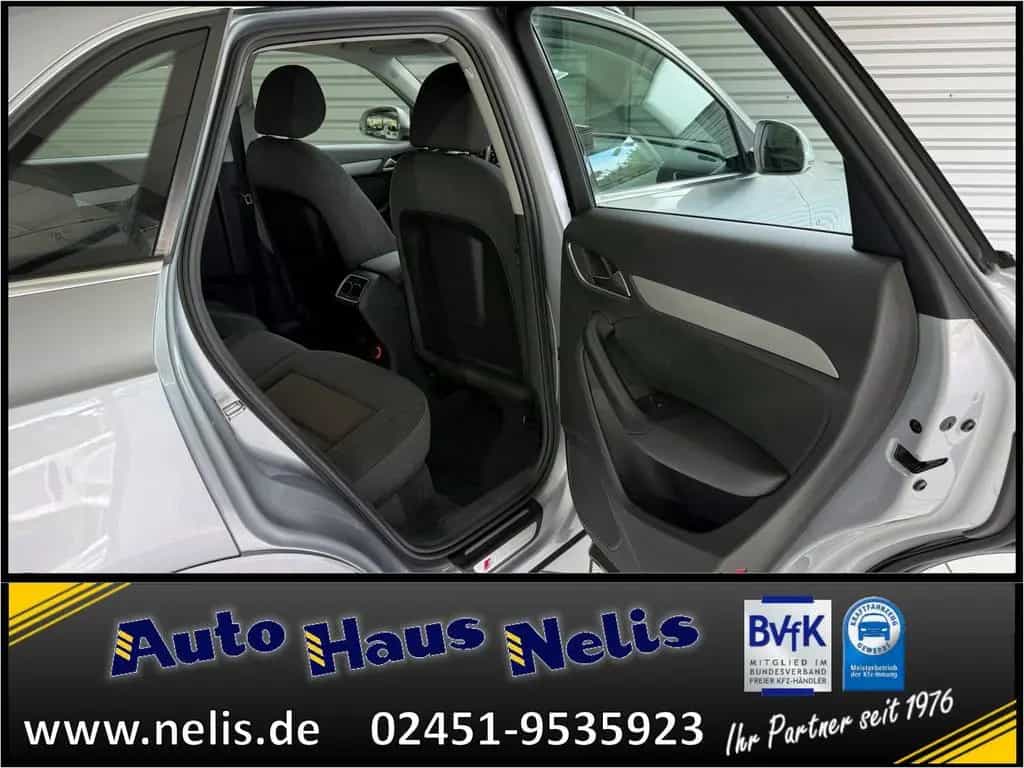Audi Q3 2,0 TFSI quattro AHK Sitzheiz. RadioCD MP3 BT 01/2015-photo-29
