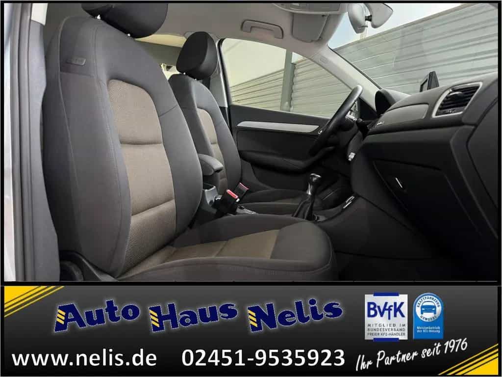 Audi Q3 2,0 TFSI quattro AHK Sitzheiz. RadioCD MP3 BT 01/2015-photo-32