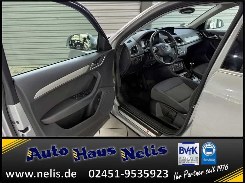 Audi Q3 2,0 TFSI quattro AHK Sitzheiz. RadioCD MP3 BT 01/2015-photo-6