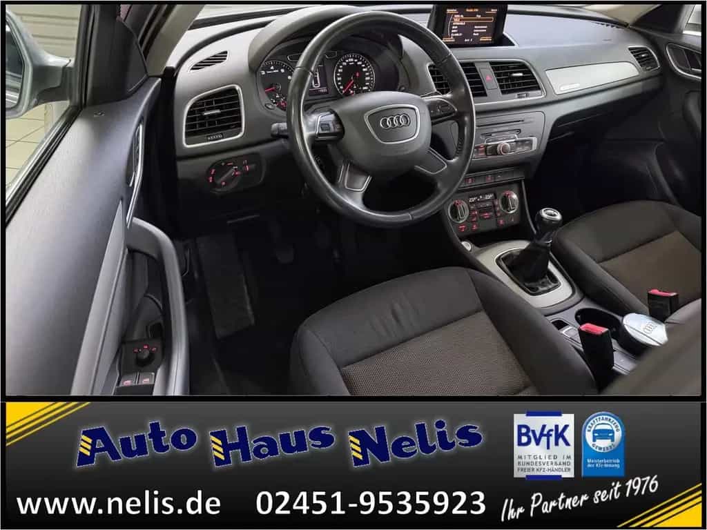 Audi Q3 2,0 TFSI quattro AHK Sitzheiz. RadioCD MP3 BT 01/2015-photo-8