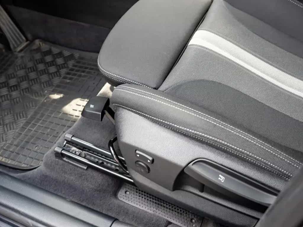 BMW X1 xDrive25e Advantage FACEL. PANO AHK ACC NAVI 06/2022-photo-19