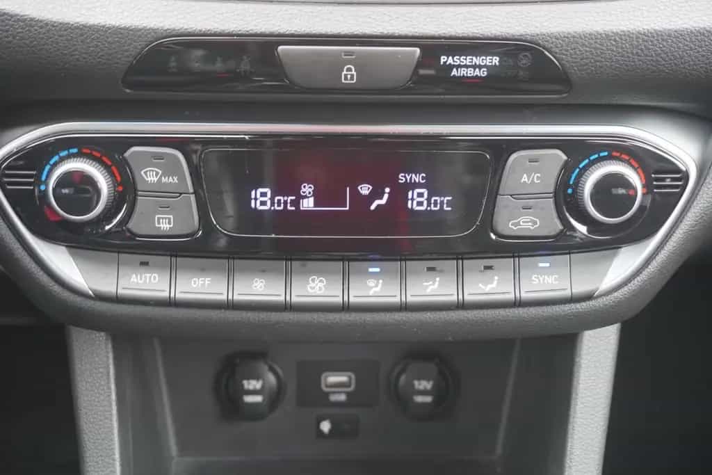 Hyundai i30 2.0 T-GDI N Performance LED Navi Kamera DAB 09/2022-photo-16