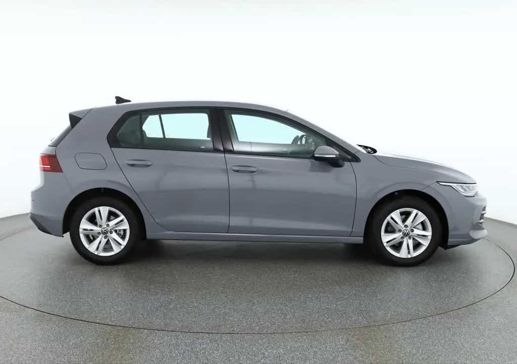 Volkswagen Golf VIII 1.5 TSI Style LED Navi Kamera ACC 04/2024-photo-6