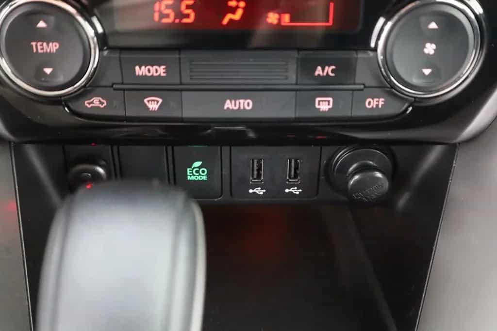 Mitsubishi Eclipse Cross 1.5 T-MIVEC Spirit Kamera Tempomat 02/2021-photo-12