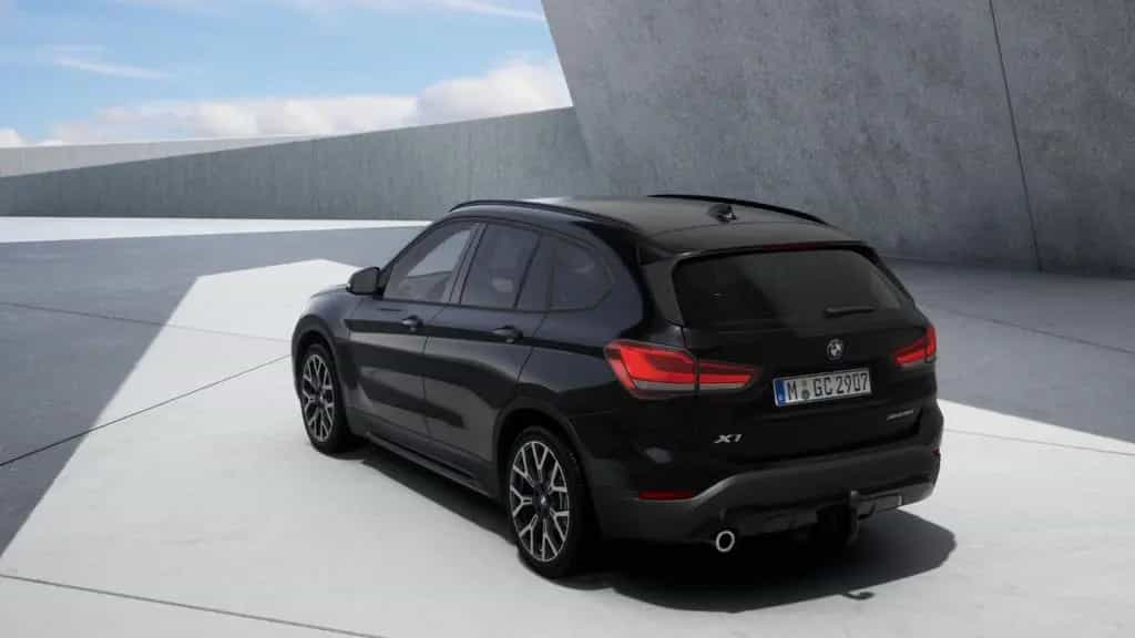 BMW X1 xDrive18d Sport Line LED AHK Navi ParkAss AUT 10/2021-photo-1