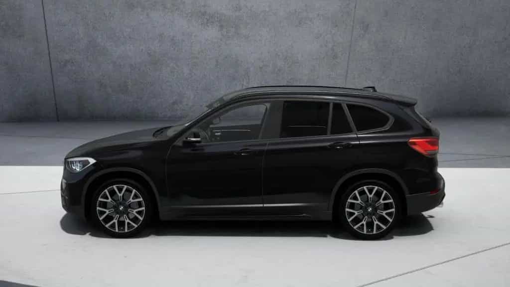 BMW X1 xDrive18d Sport Line LED AHK Navi ParkAss AUT 10/2021-photo-3