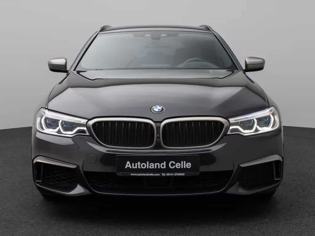 BMW M550 d xD Laser 360°HUD H/K AHK Komfort 20Zoll 06/2020-photo-1