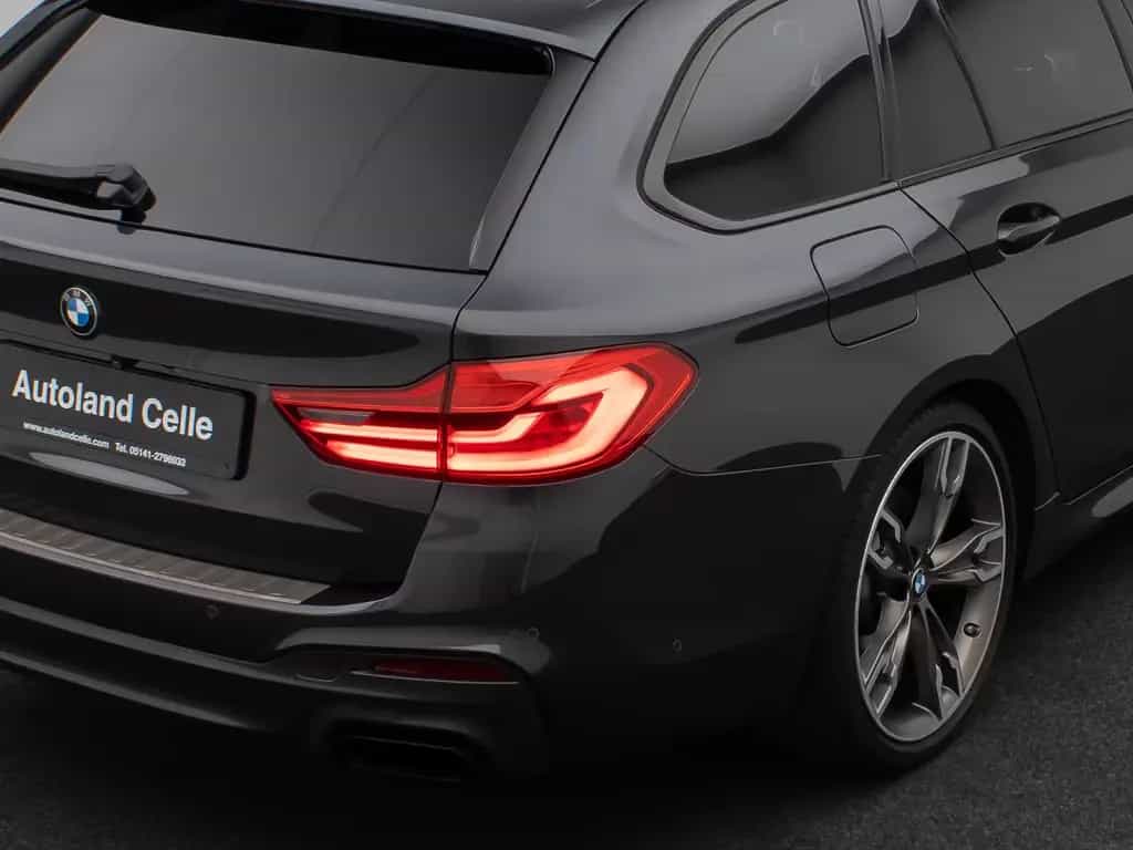 BMW M550 d xD Laser 360°HUD H/K AHK Komfort 20Zoll 06/2020-photo-16