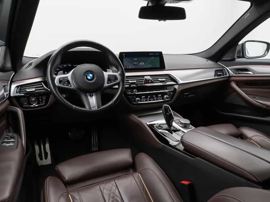 BMW M550 d xD Laser 360°HUD H/K AHK Komfort 20Zoll 06/2020-photo-37
